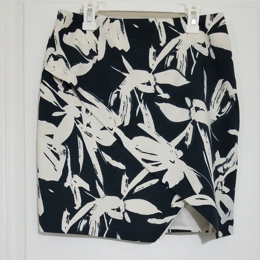 Patterned skirt